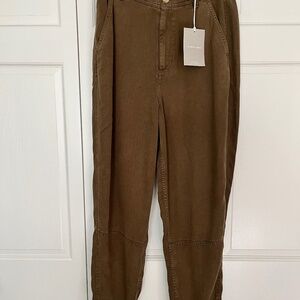 Everlane utility barrel pant